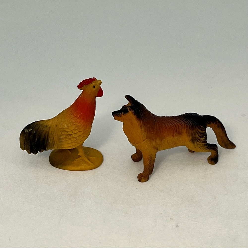 Set Of 2 Vintage 1990s S.H. Plastic Animal Figures Chicken Dog